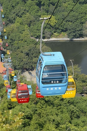 �����������ɽ