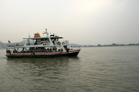 ���ϴ���