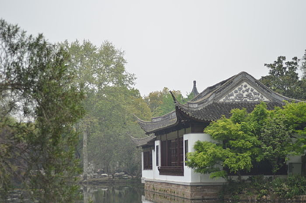 ����С��