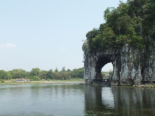 ���ַ�����ɽ