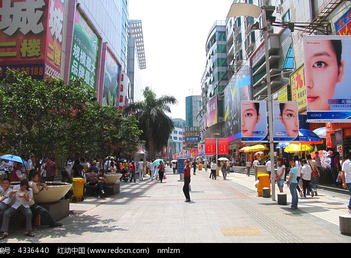 深圳东门商业步行街街景图片