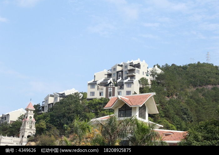 半山上的建筑