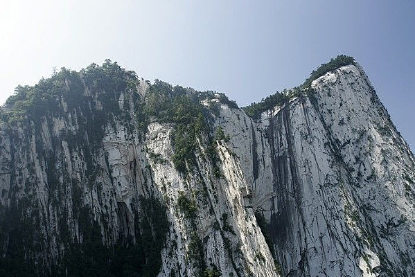 ��ɽ����