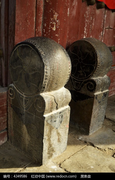 药王庙大门石鼓