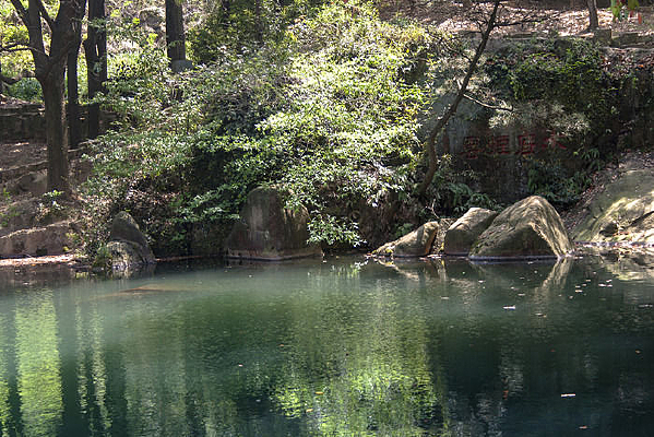 �峺����ɽ���