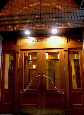 �ձ�����