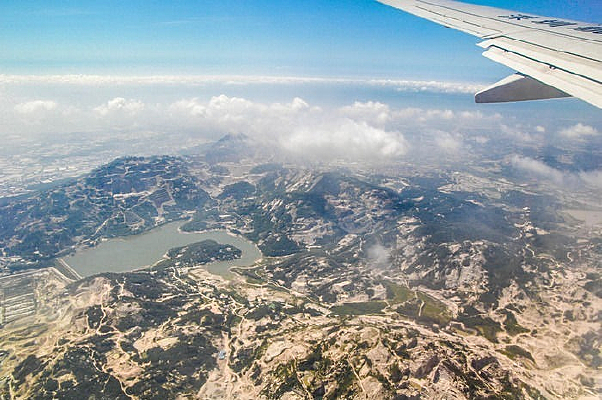 �ɻ������ɽ��