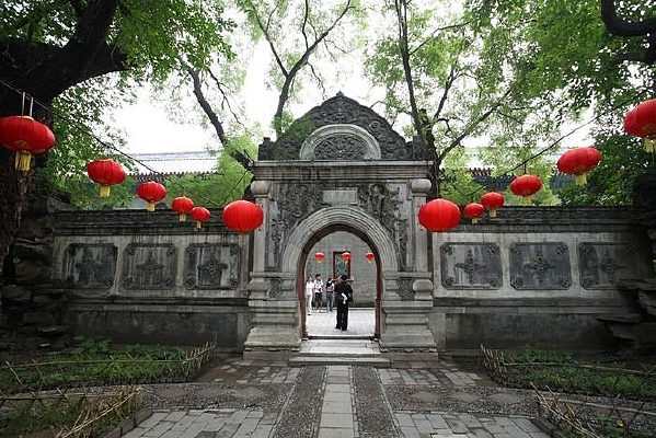 ������԰