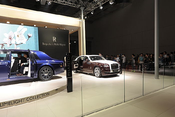 ��˹��˹�γ�