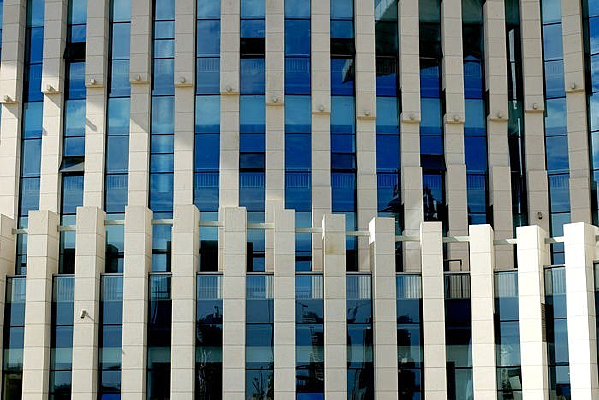 ̩���н���