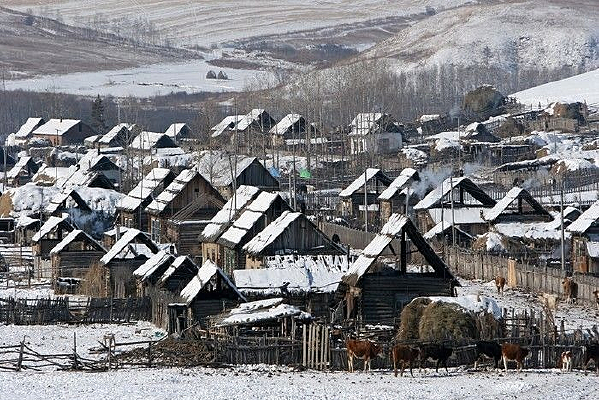 ѩ��ɽ��С��