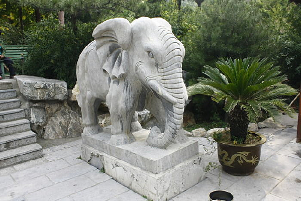 ��԰���ſ�