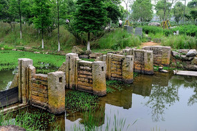 �����Ĺ���ʯ��