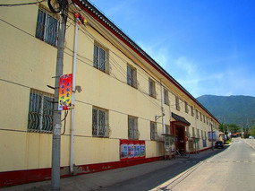 �����µĶ���¥