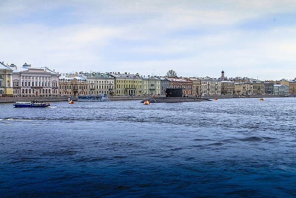 ����˹����