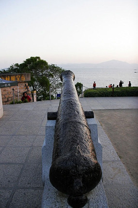 ���Ӻ���