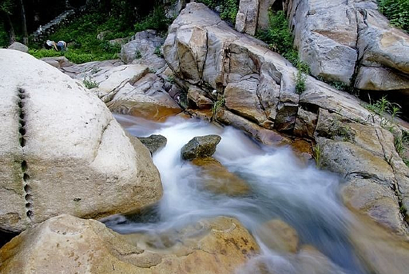 ��ɽϪ����̲