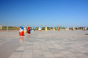 �����������޹㳡