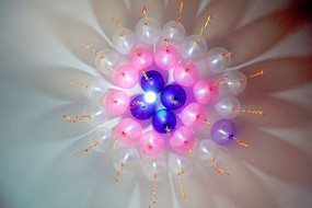 ��ɫ������