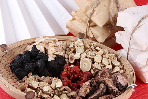 ��ţϥ��Ԫ�� ��ҩ��