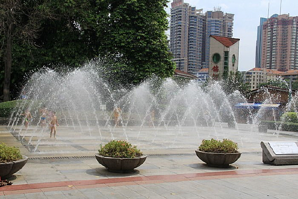 �㳡�ϵ���Ȫ