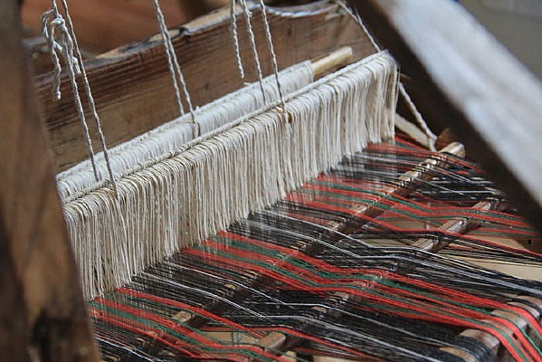 ��ͳ֯����