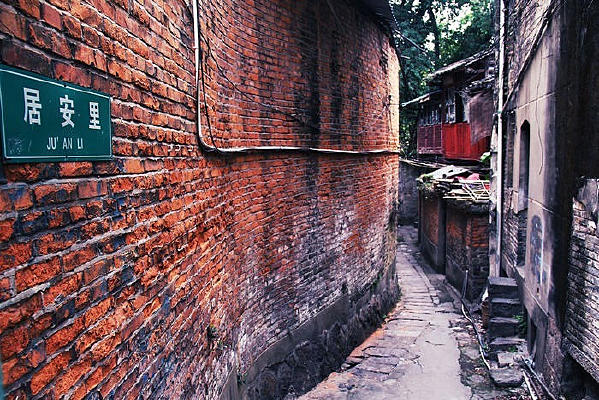 �����Ϸ������שǽС��