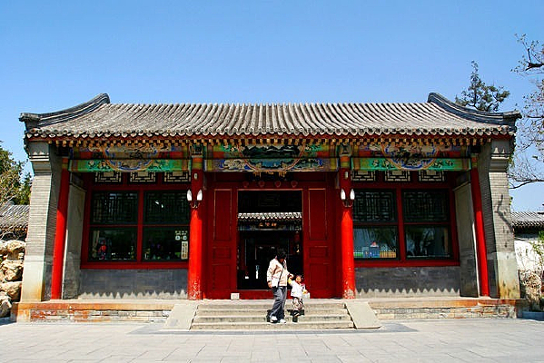 ������԰����ի