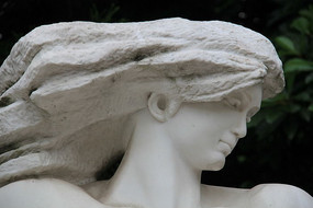 Ư����Ů��