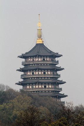 �����׷���