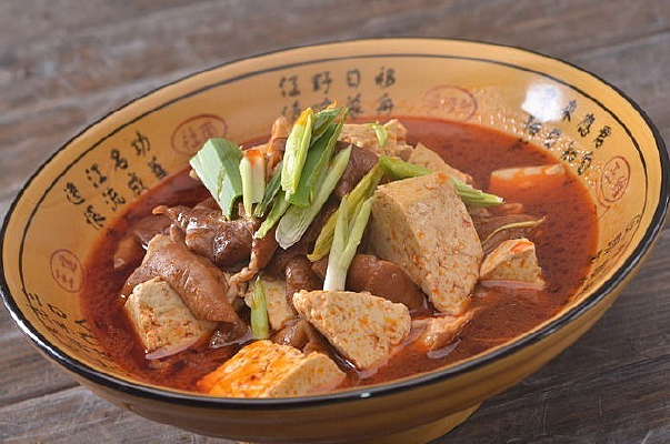 �ʳ��ն���