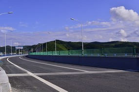 �½��ɵĹ�·