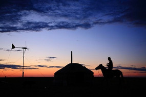 ��������