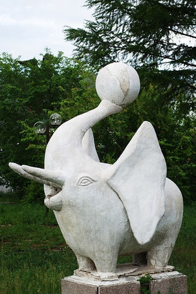 ����������