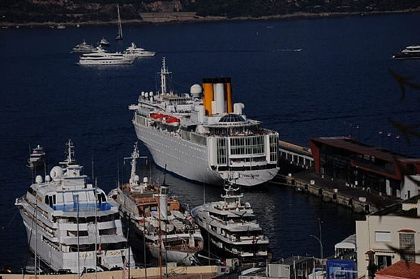 ���Ϻ�����ͧ