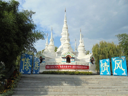 ����������