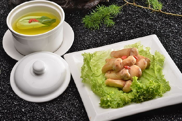 ��ɽ����