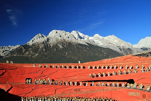 ��������ѩɽ���¹�