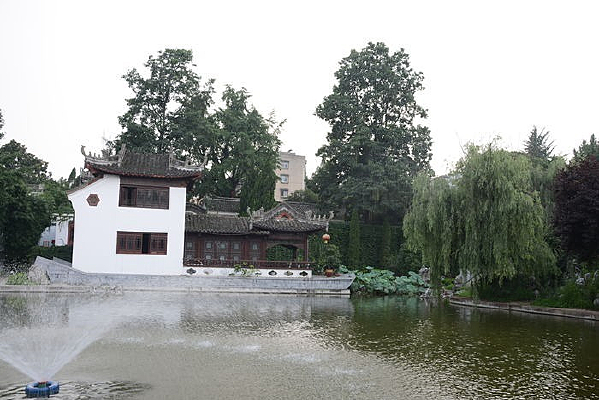 ���Ͻ���