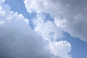 ������ƶԽ��߽ṹ