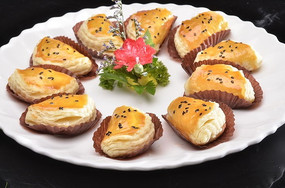 Ʈ��������