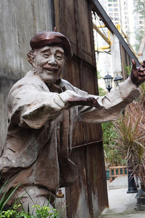 ����Ц��