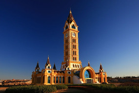 ����ŵ���Ĺ㳡����