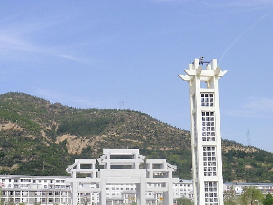 ��ɽ��԰����