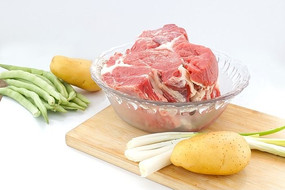 �������