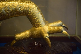 �ƽ���צ���