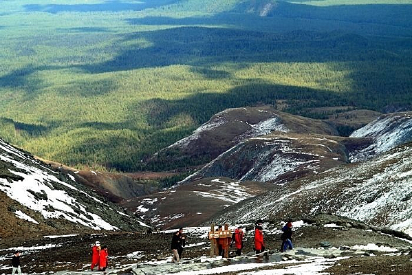 ���ֳ���ɽɭ��ѩ��