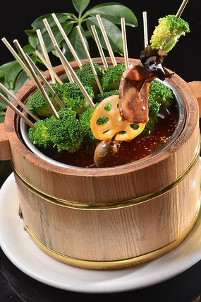 �������