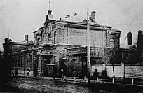 �ϴ�����Ƭ