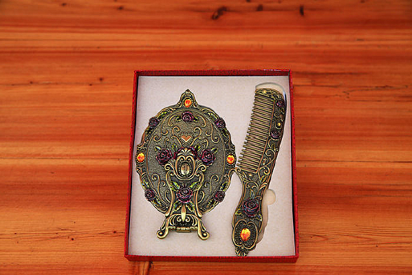 ����˹����ױ��